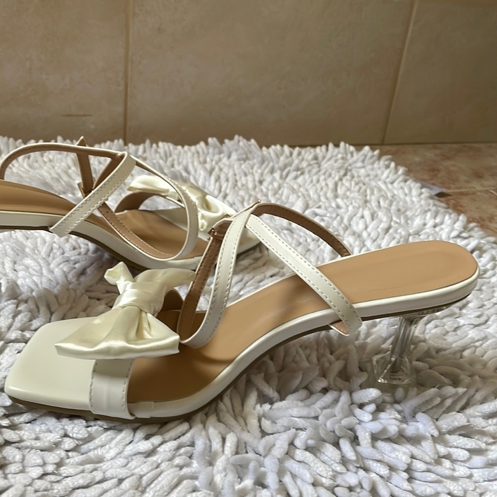 Women Bow Decor Pyramid Heeled Ankle Strap Sandals, Fashion Summer Heeled Sandal